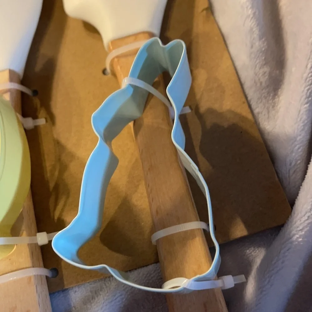 Rae Dunn Set Spatula/Cookie Cutter-Bunny/Chick